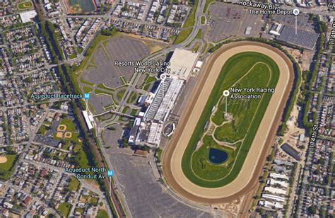 aqueduct racetrack casino hotel.